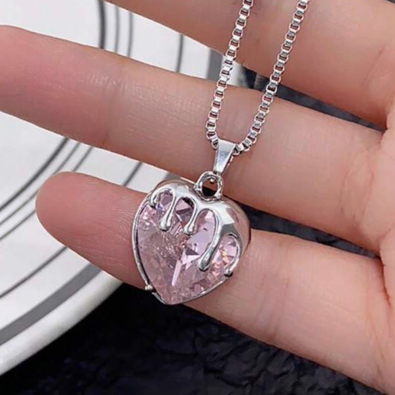 Melt-Your-Heart Pink Necklace